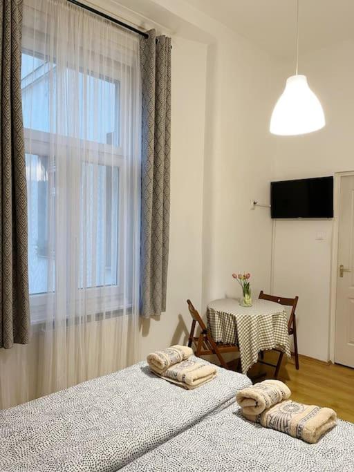 12# Sunflower Cozy Apartment บูดาเปสต์ ภายนอก รูปภาพ