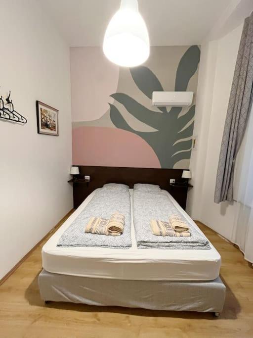 12# Sunflower Cozy Apartment บูดาเปสต์ ภายนอก รูปภาพ